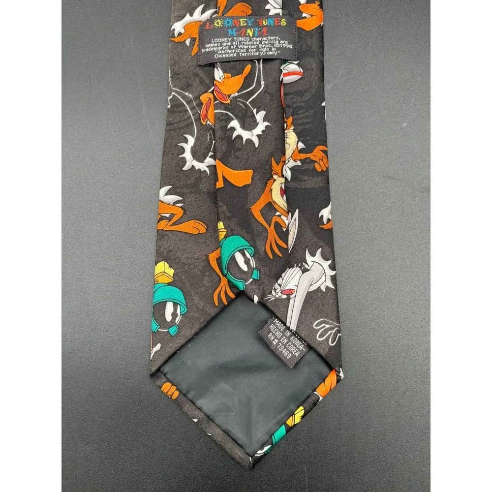 Looney Tunes Mania 1994‎ Mens Neck Tie Bugs Bunny Daffy Taz Marvin the Martian
